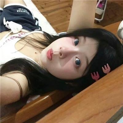 彩色中的黑白